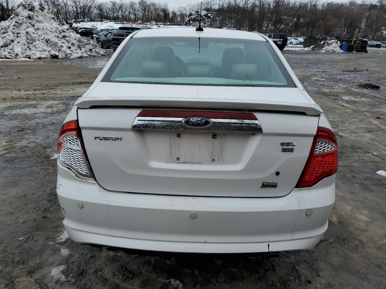 2010 Ford Fusion - Image 6