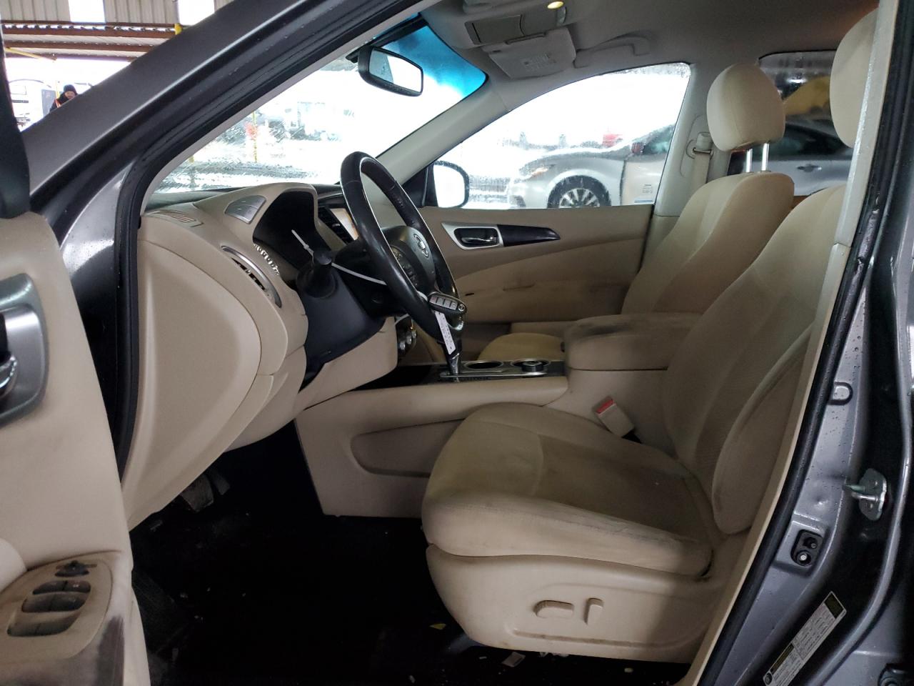 2016 Nissan Pathfinder - Image 7