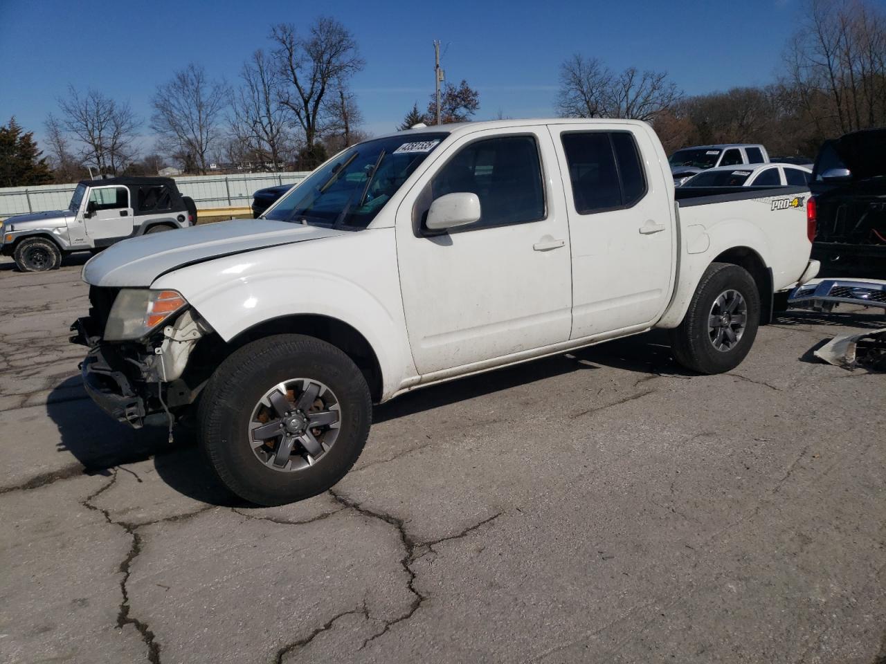 2015 Nissan Navara (Frontier) - Image 1