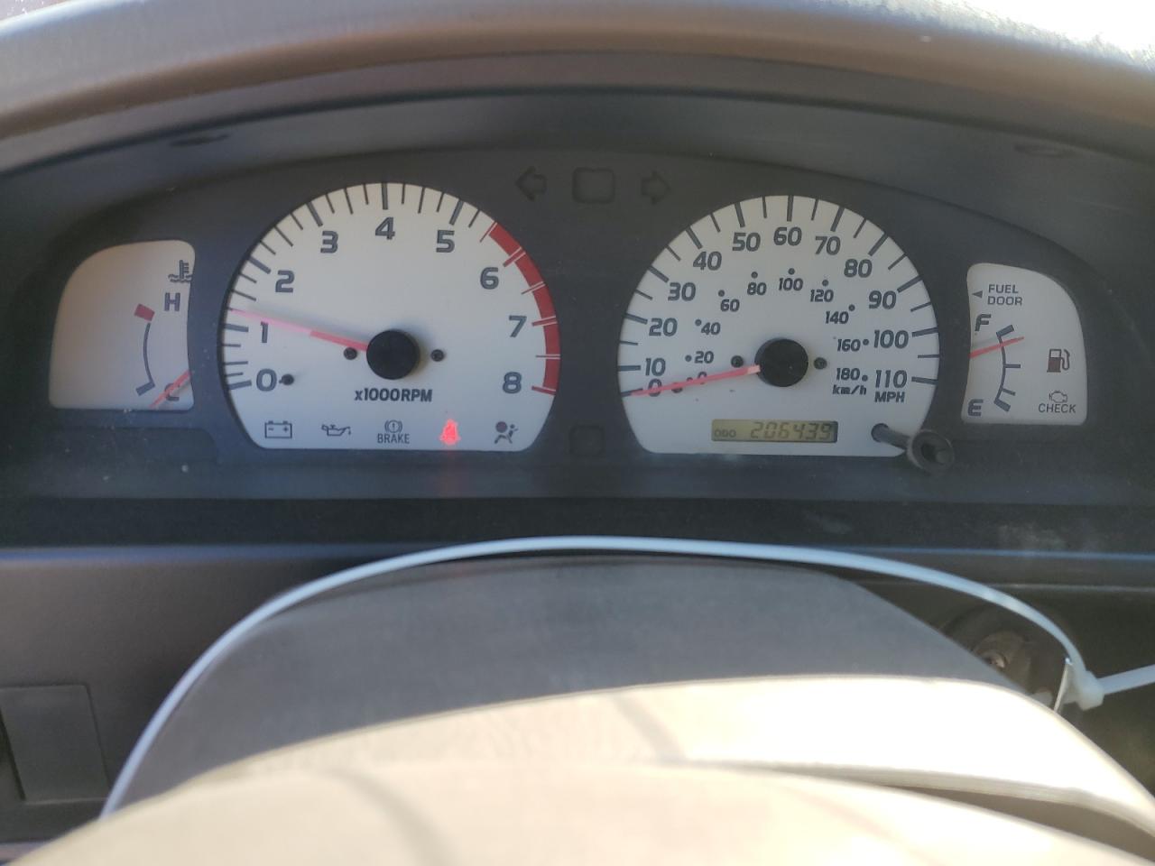 2004 Toyota Tacoma - Image 9