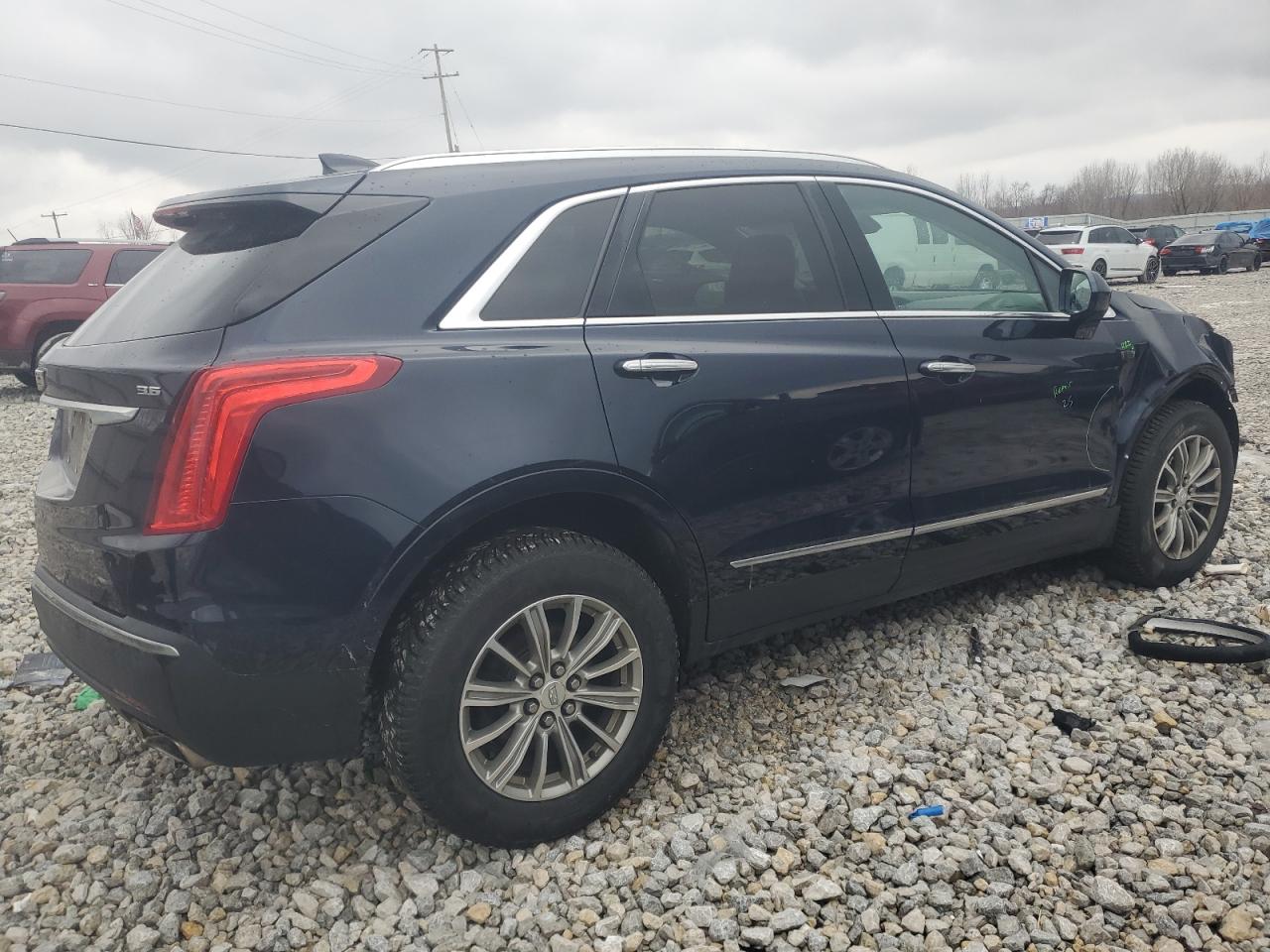 2017 Cadillac XT5 - Image 3