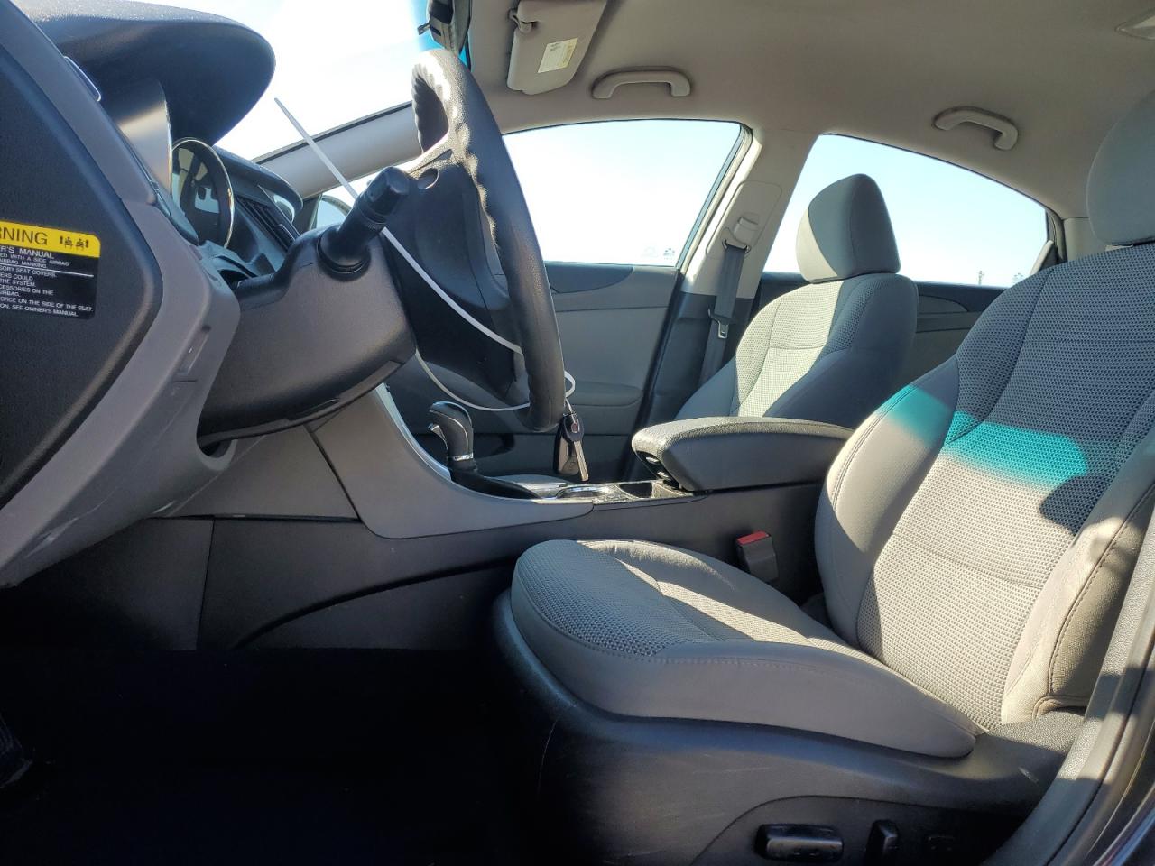2013 Hyundai Sonata - Image 7
