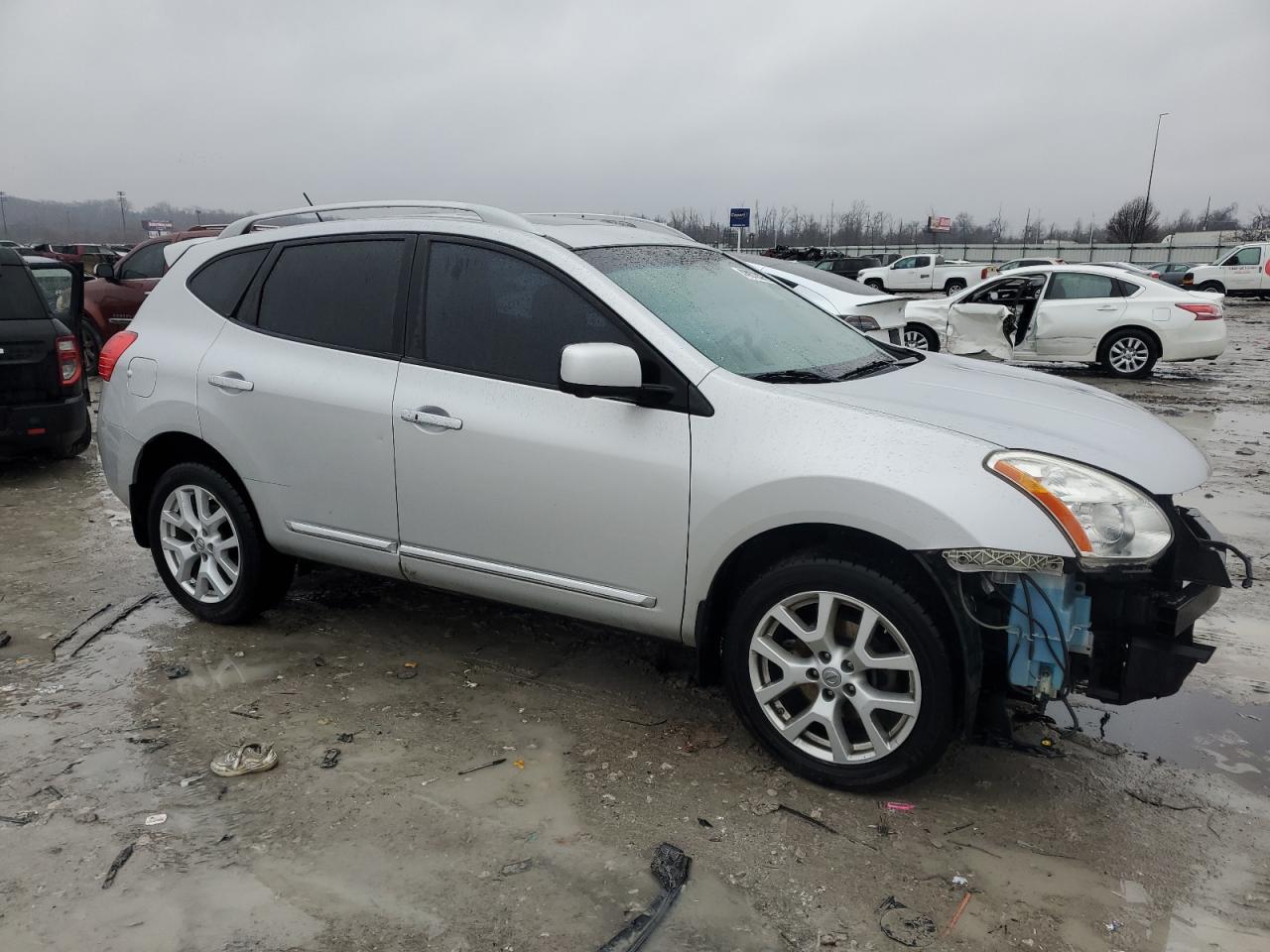 2013 Nissan Rogue - Image 4