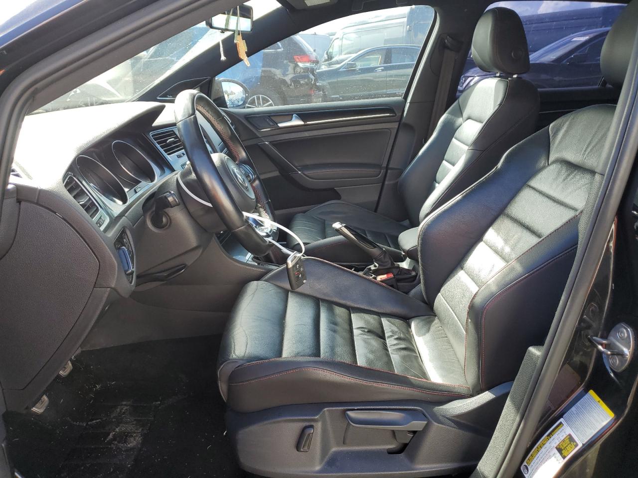 2015 Volkswagen GTI - Image 7