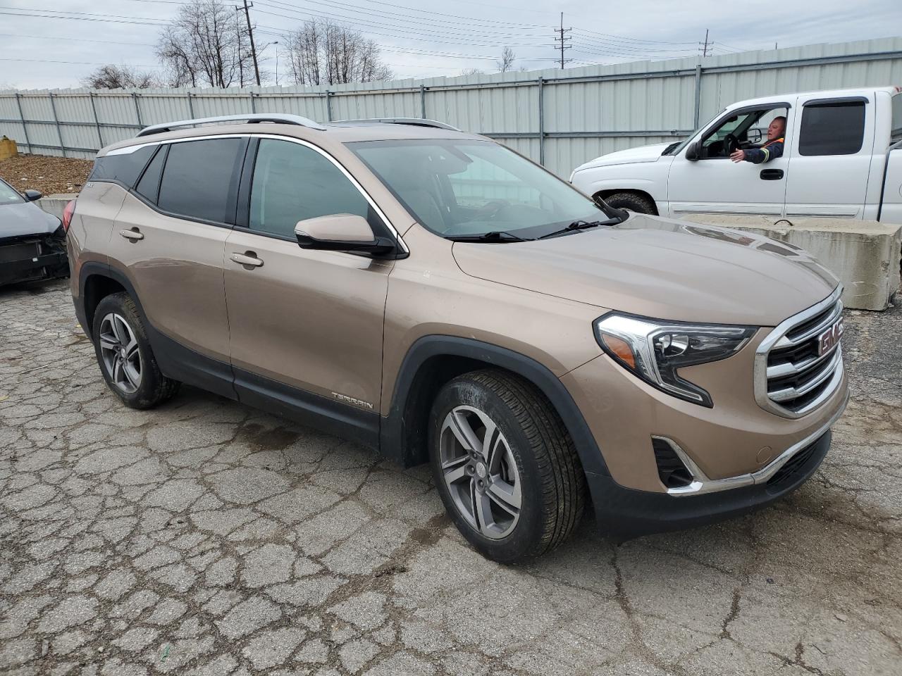 2018 GMC Terrain - Image 4