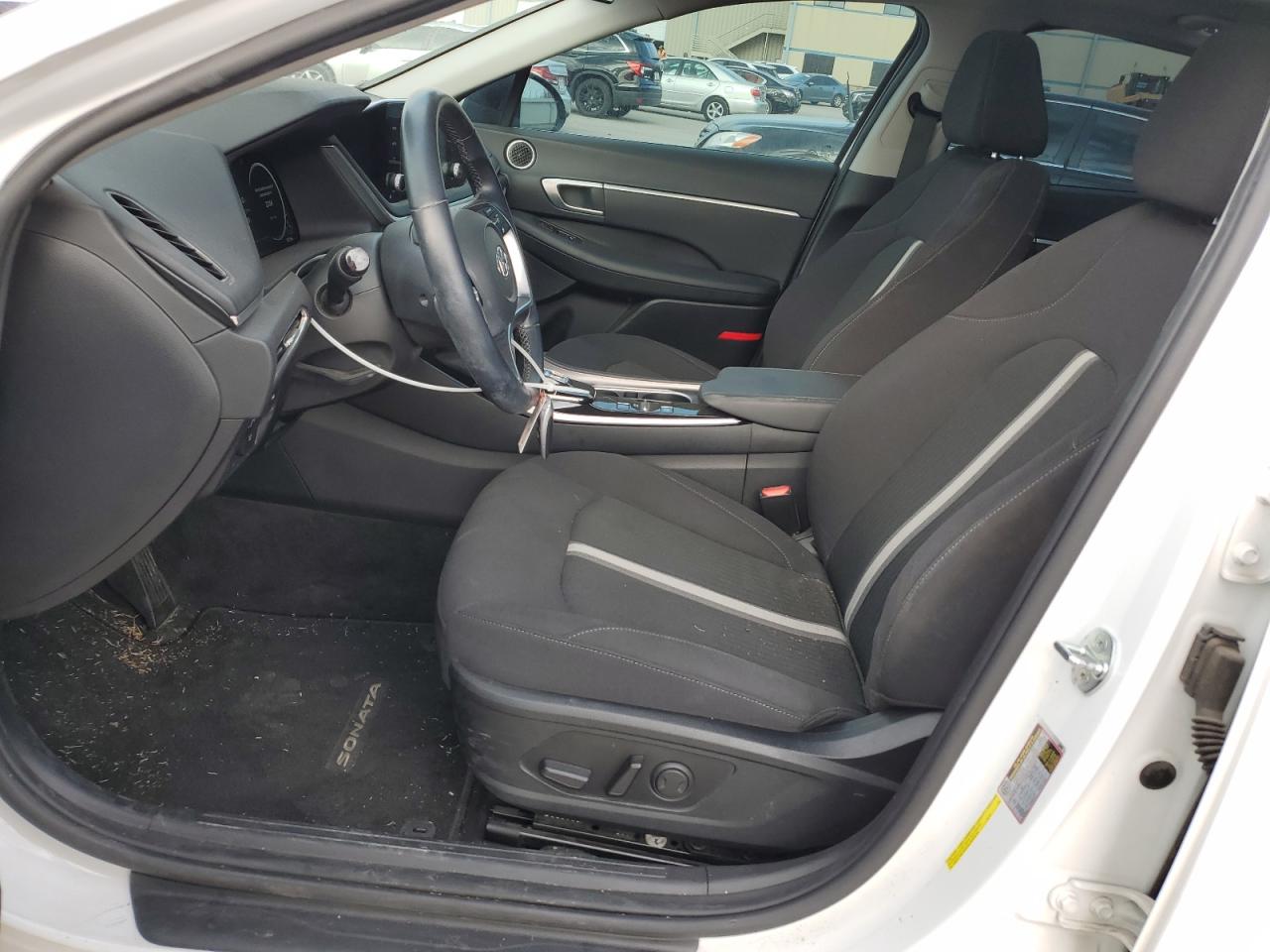 2022 Hyundai Sonata - Image 7