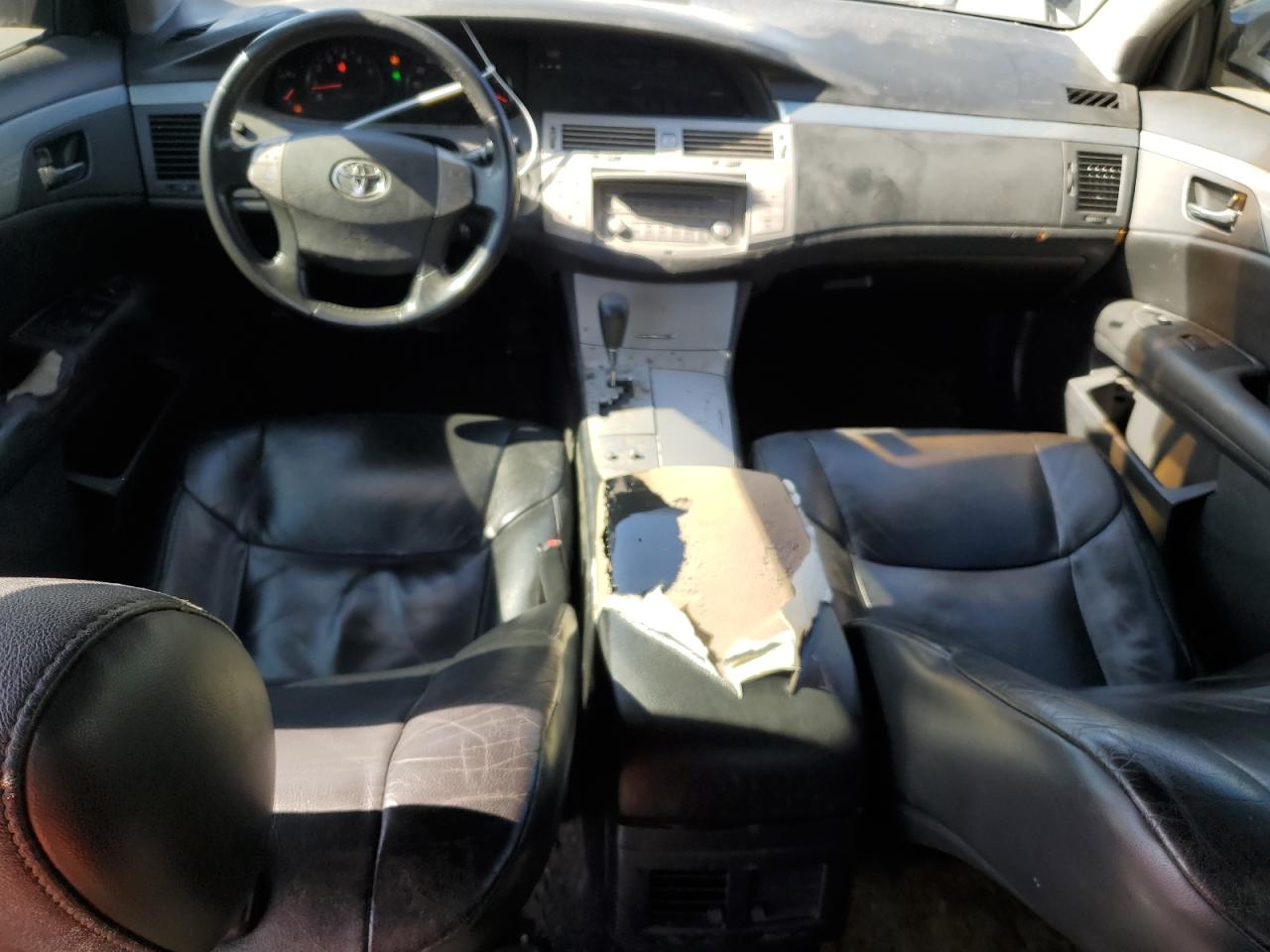 2007 Toyota Avalon - Image 8