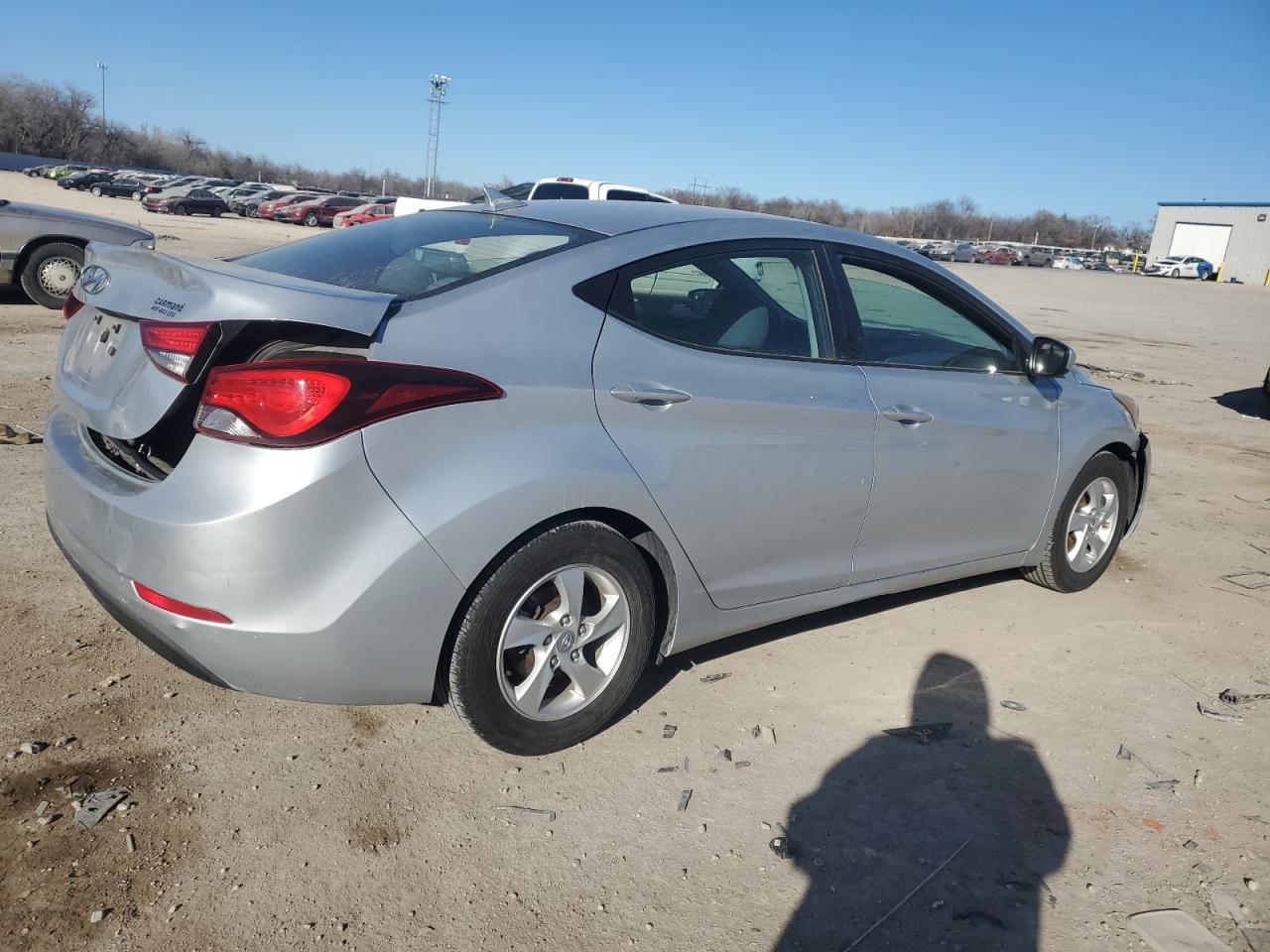 2014 Hyundai Elantra - Image 3