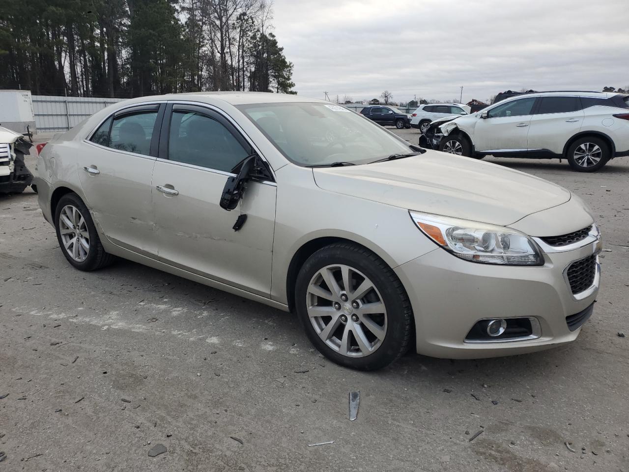 2016 Chevrolet Malibu - Image 4
