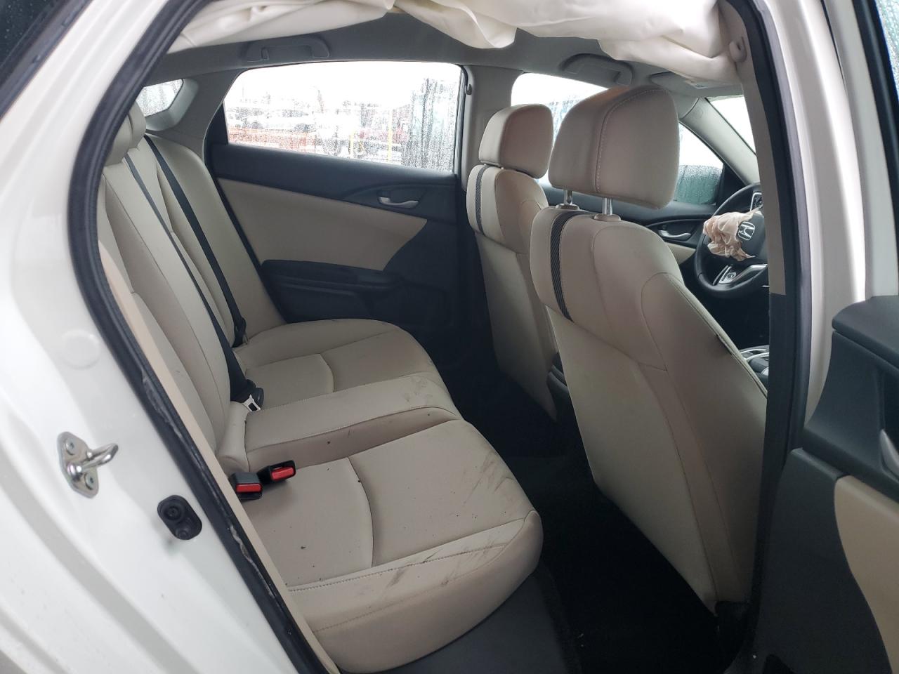 2016 Honda Civic - Image 11