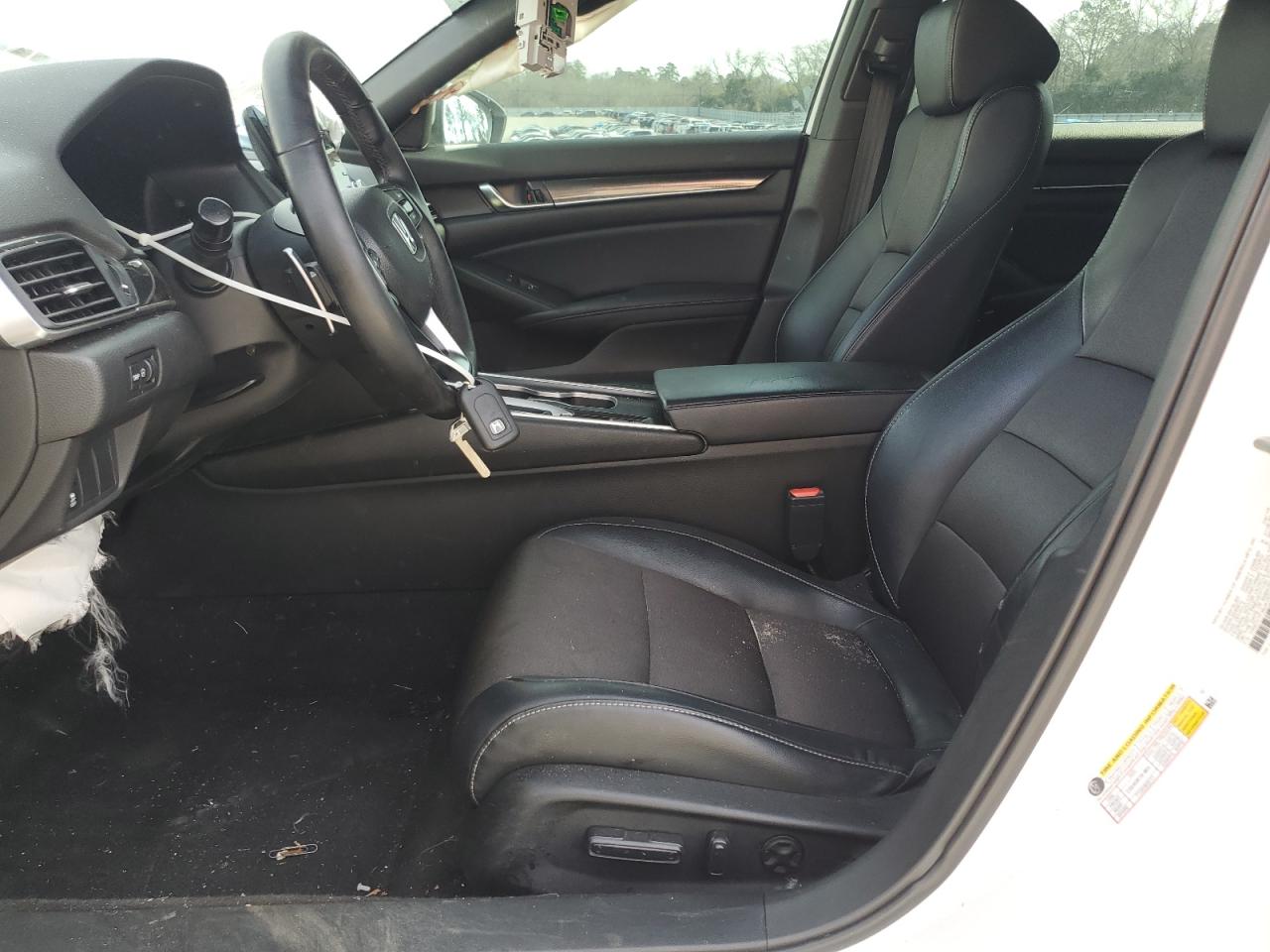 1HGCV1F34JA157131 HONDA ACCORD 2018