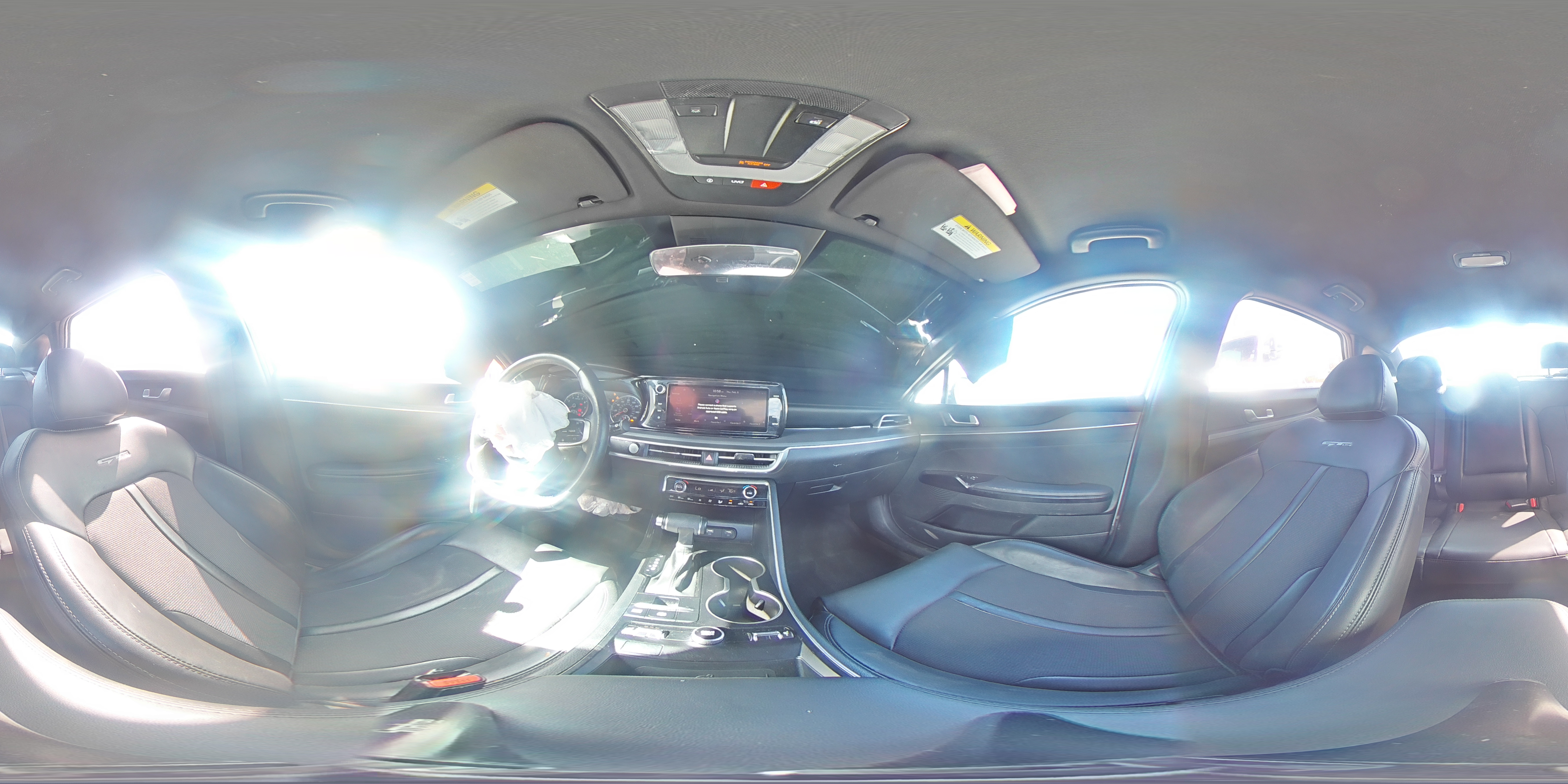 2022 Kia K5 - Image 15