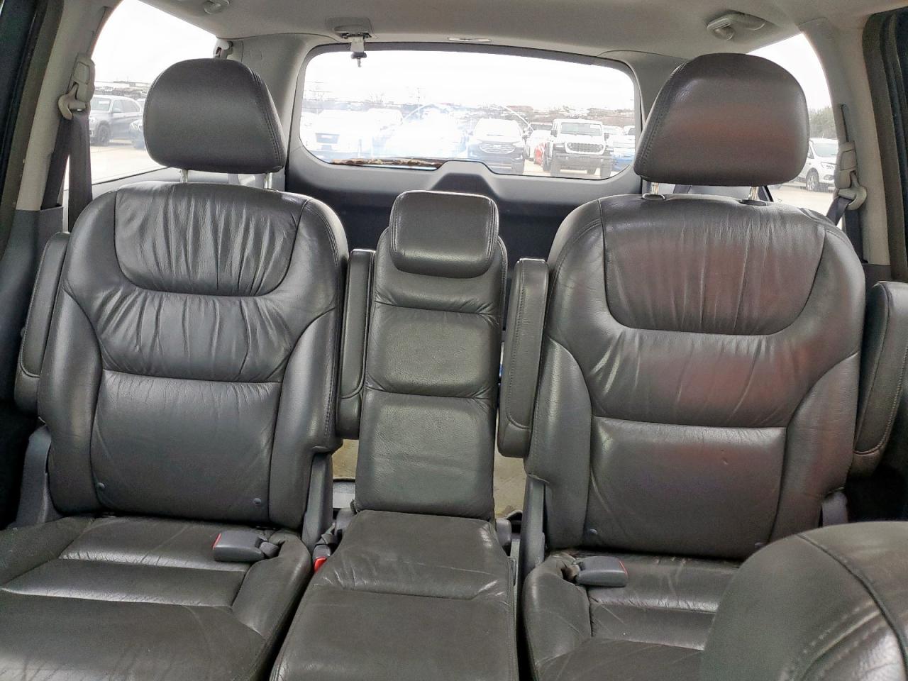 2006 Honda Odyssey - Image 10
