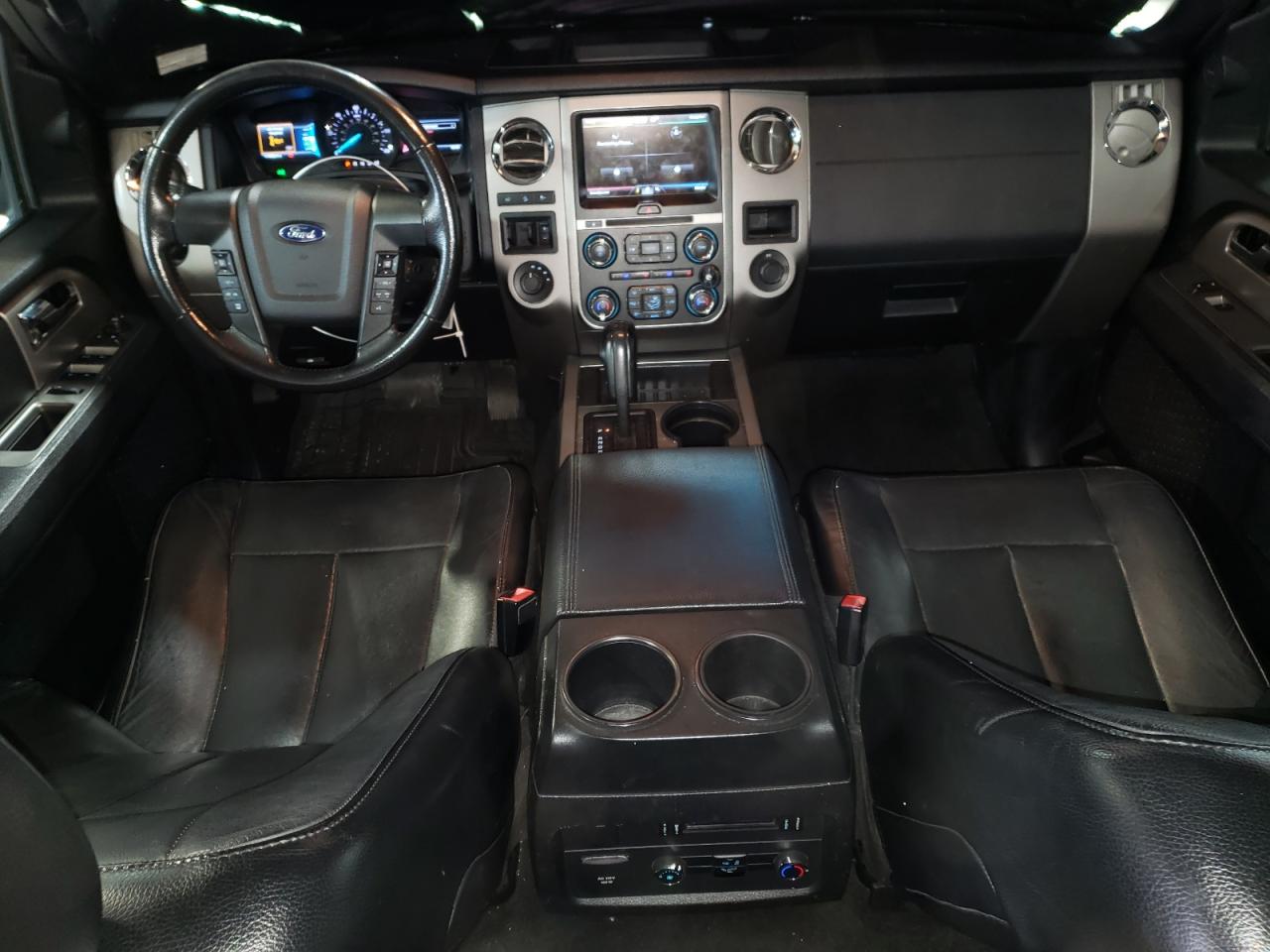 2015 Ford Expedition - Image 8