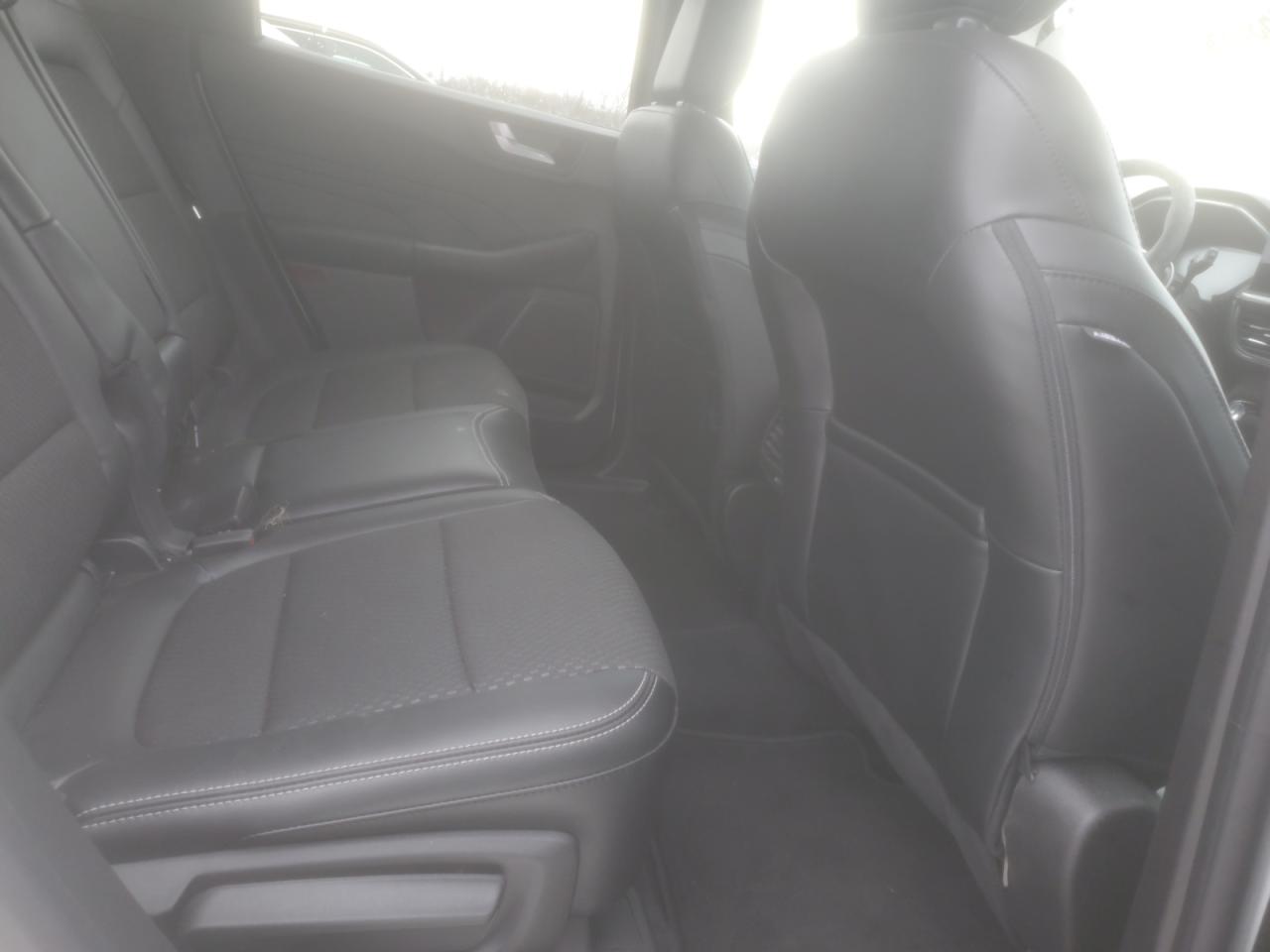 1FMCU0E14PUB10633 FORD ESCAPE 2023
