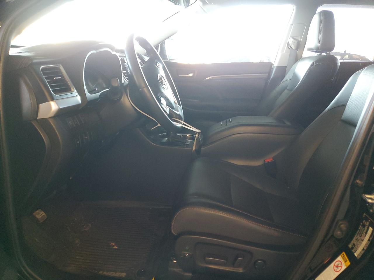 2019 Toyota Highlander - Image 7