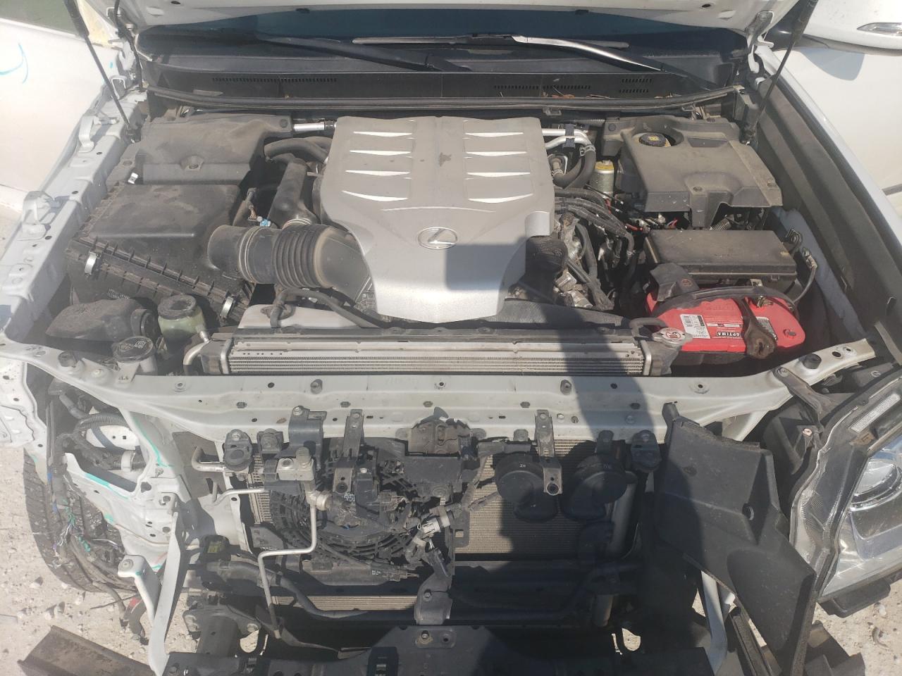 2017 Lexus GX - Image 14