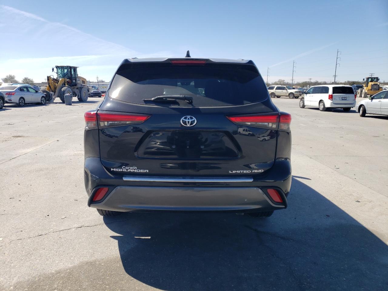 2021 Toyota Highlander - Image 6