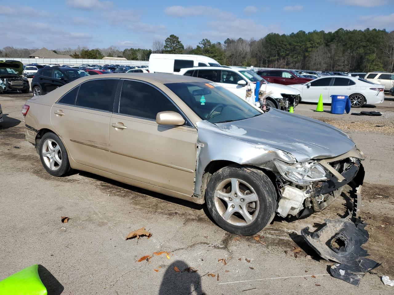2010 Toyota Camry - Image 4
