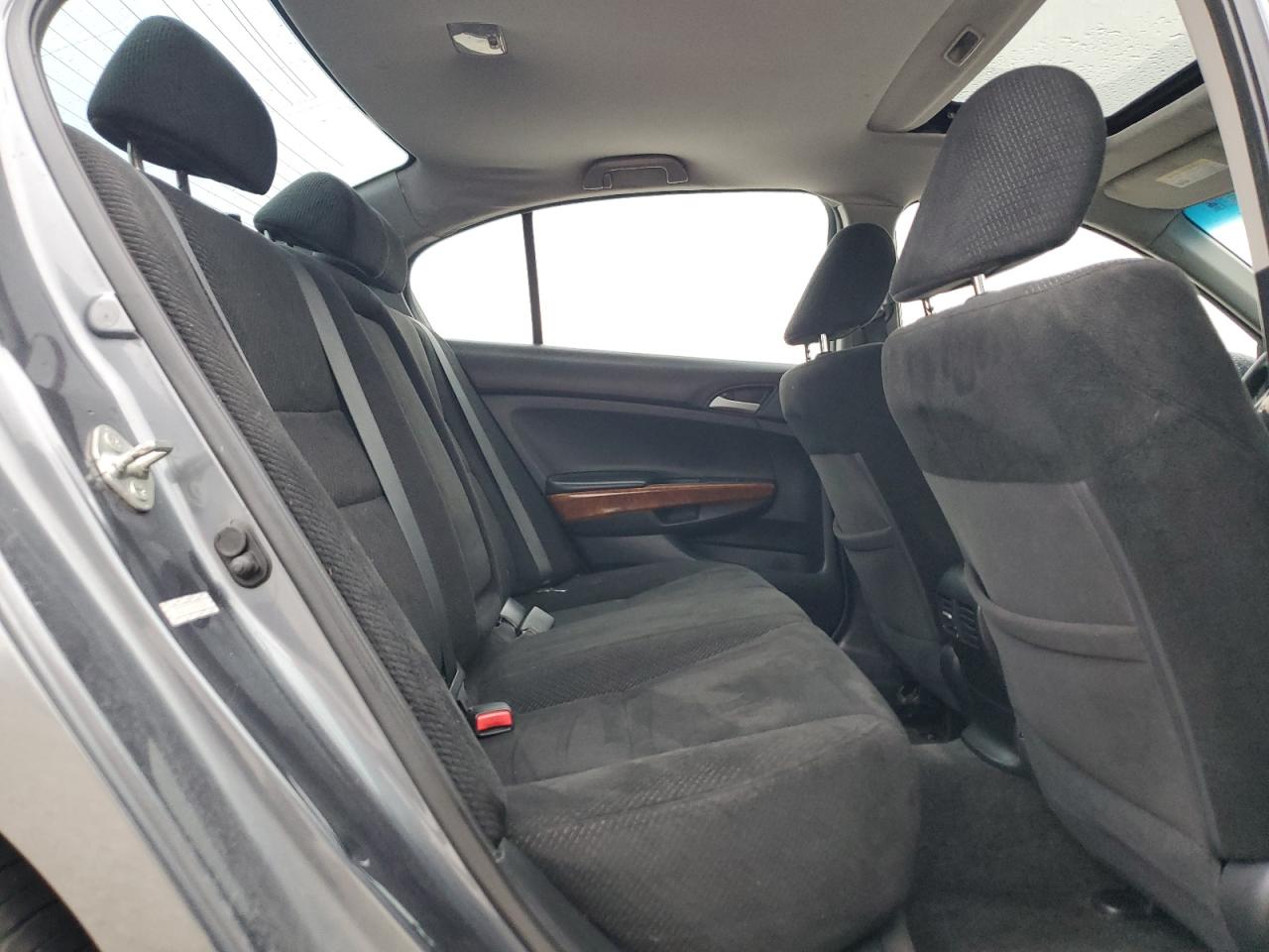 2012 Honda Accord - Image 10