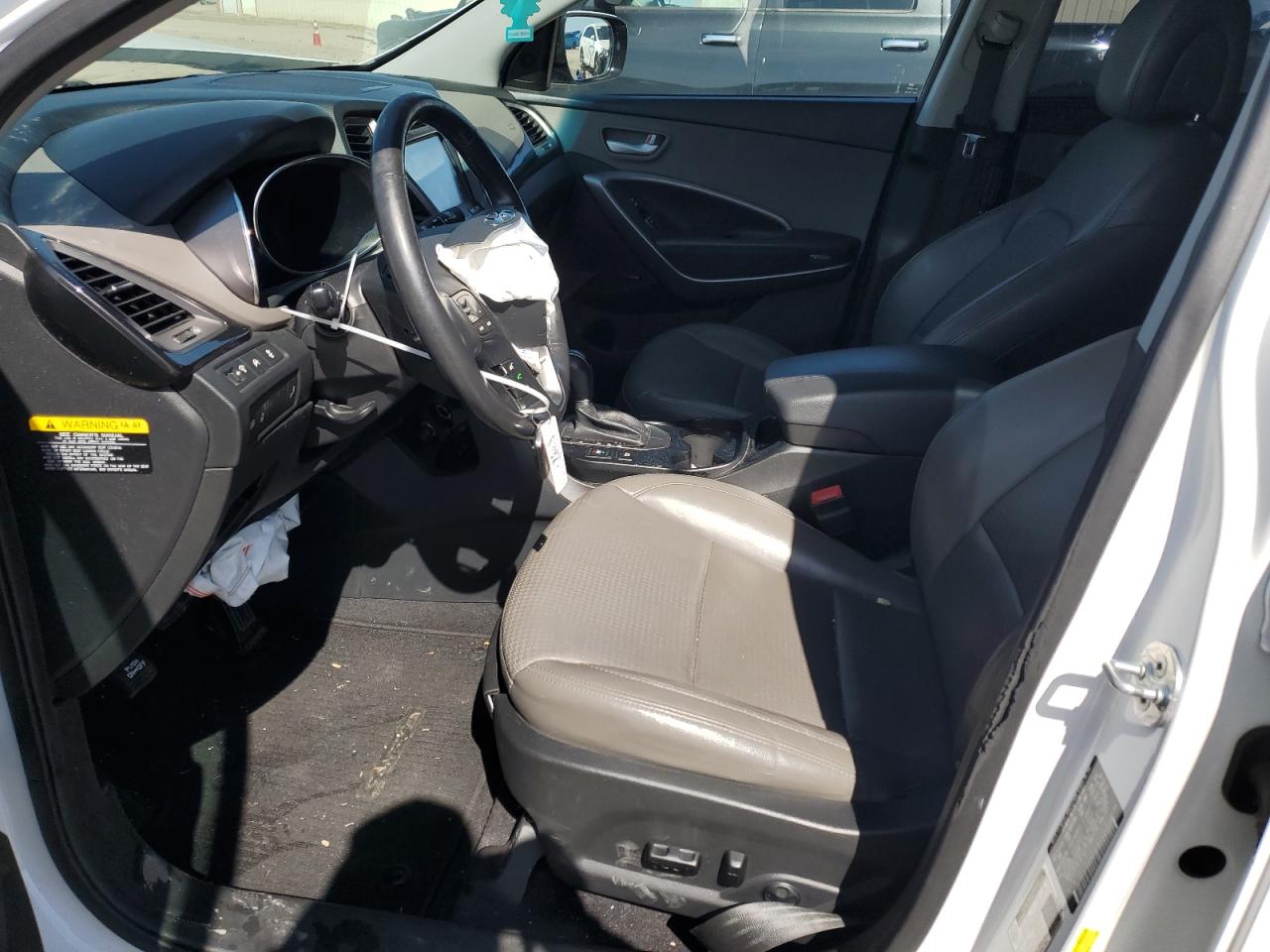 2014 Hyundai Santa Fe - Image 7
