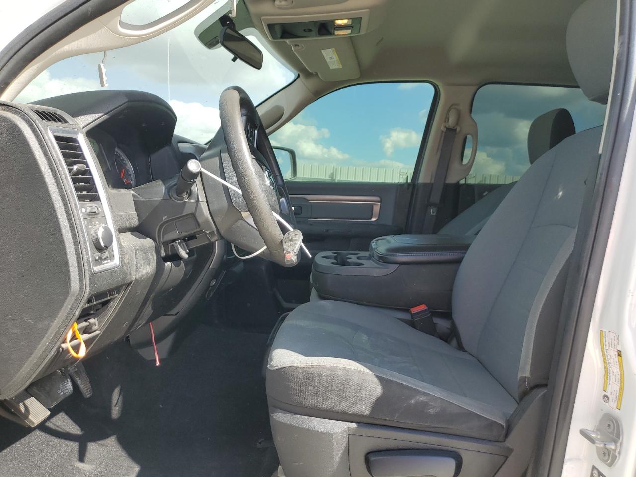 2021 RAM 1500 - Image 7
