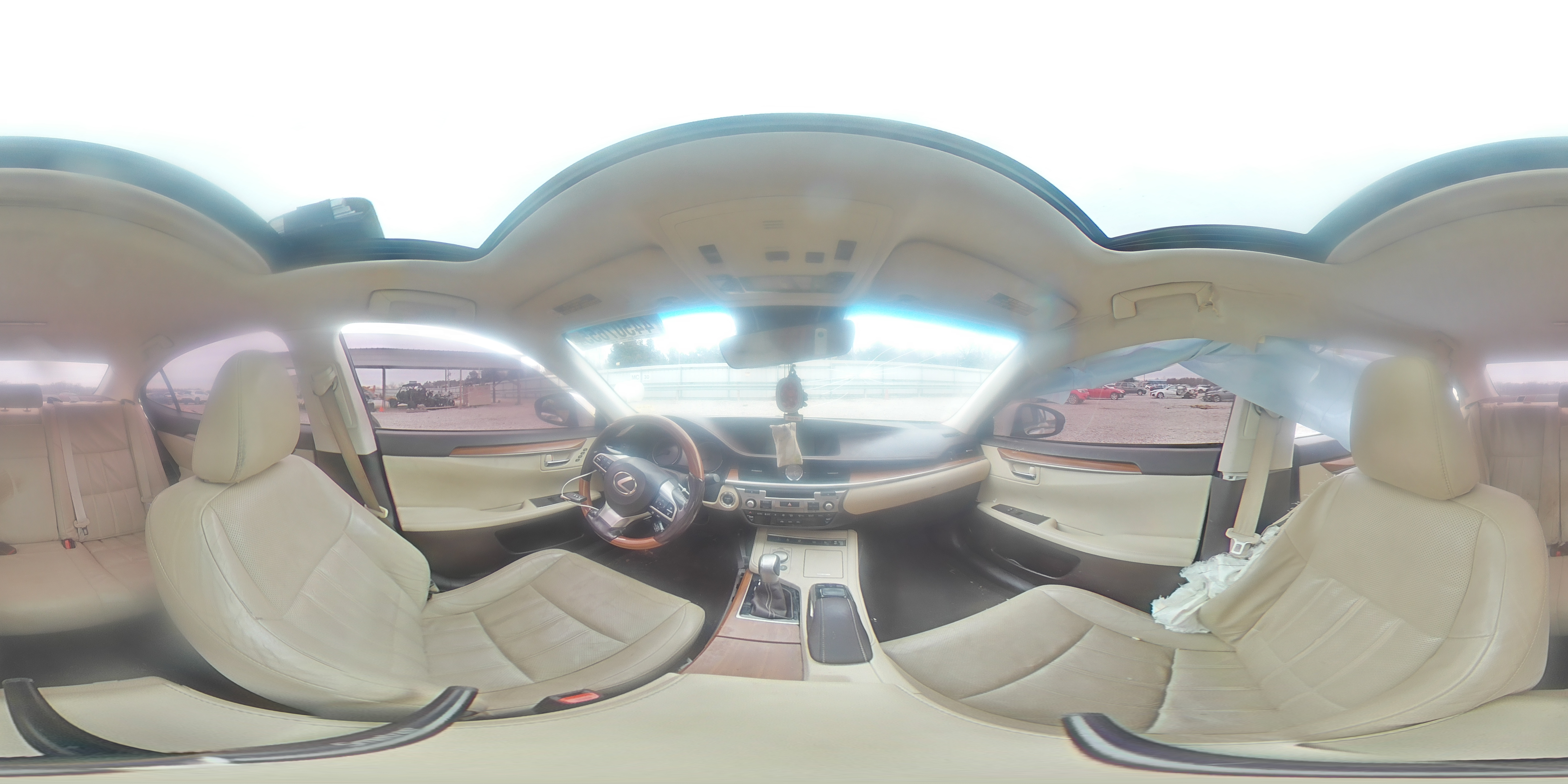 2016 Lexus ES - Image 12