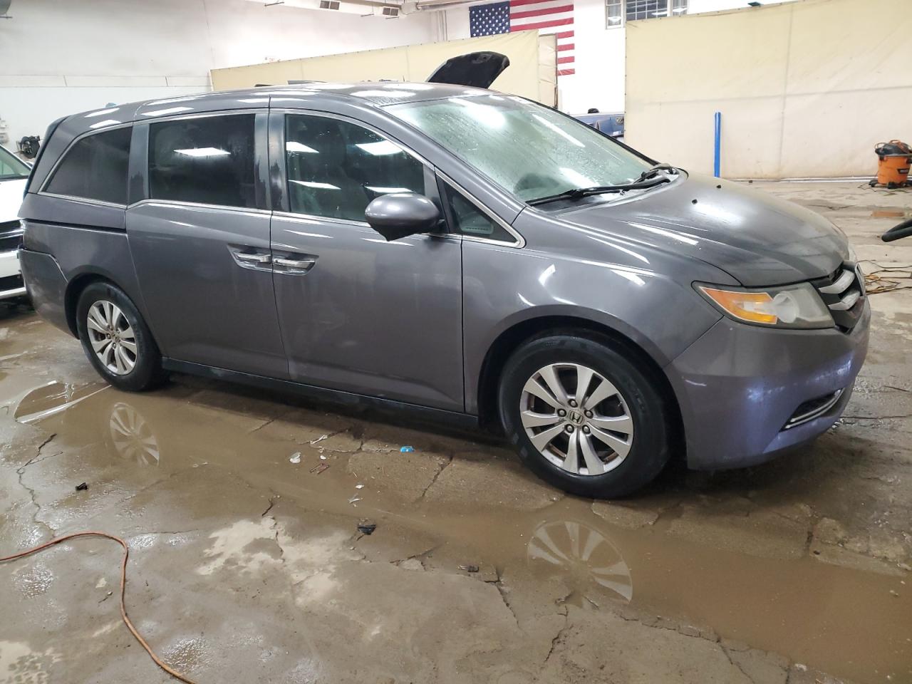 2015 Honda Odyssey - Image 4