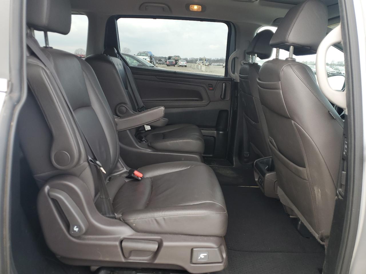 2019 Honda Odyssey - Image 11