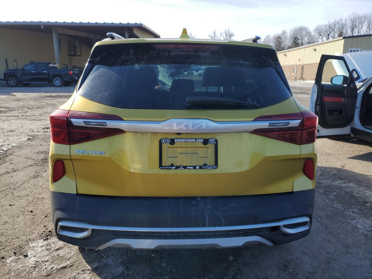 2022 Kia Seltos - Image 6