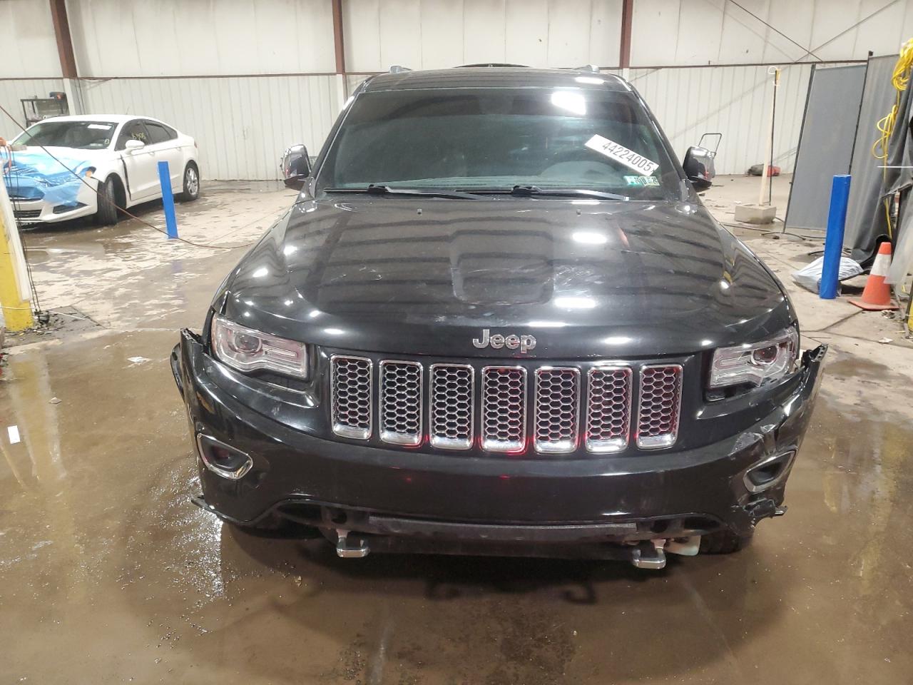 2014 Jeep Grand Cherokee - Image 5