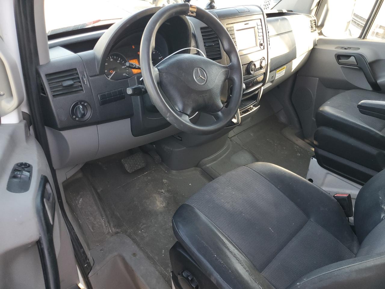 2017 Mercedes-Benz Sprinter - Image 8