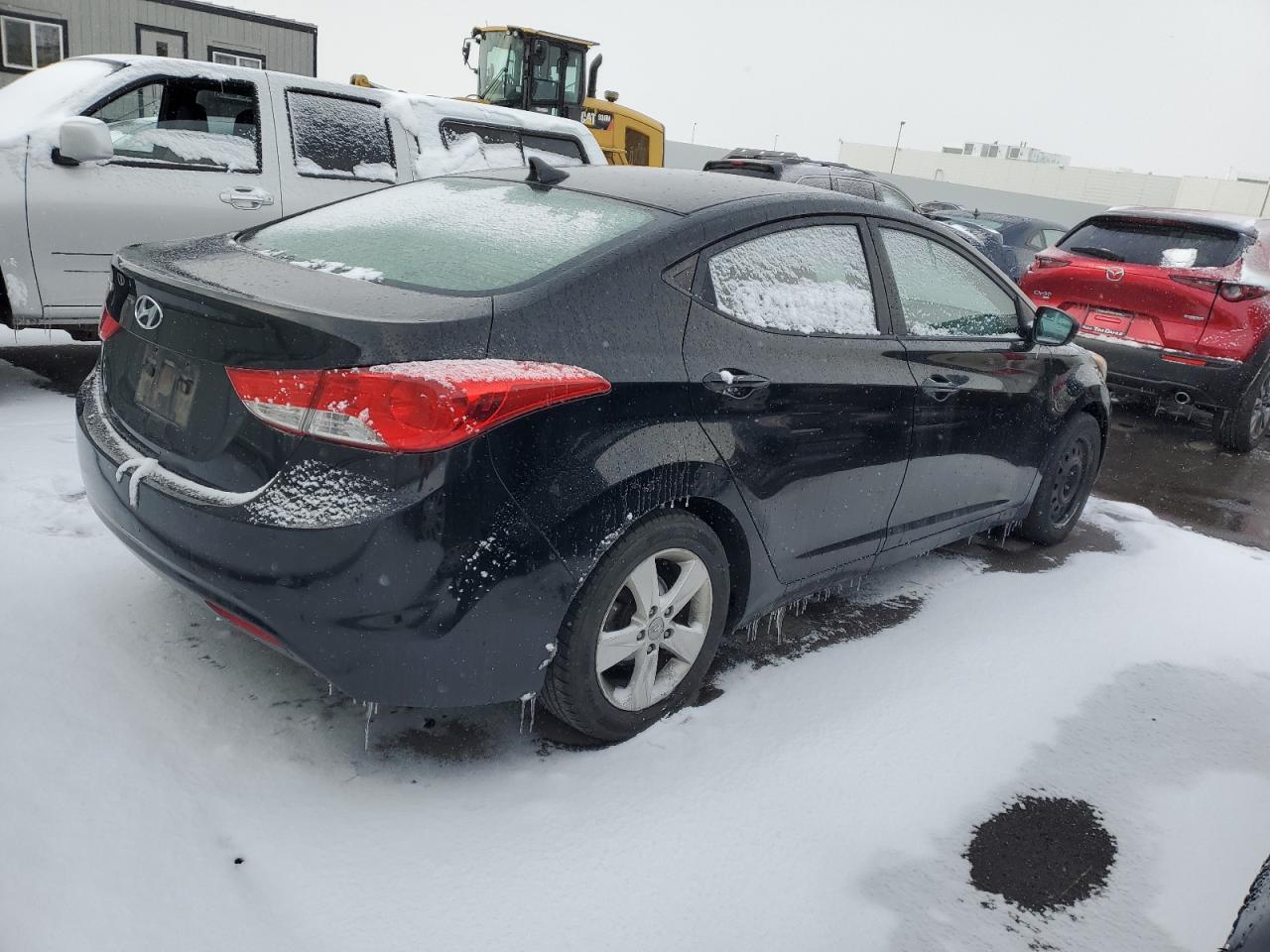 2011 Hyundai Elantra - Image 3