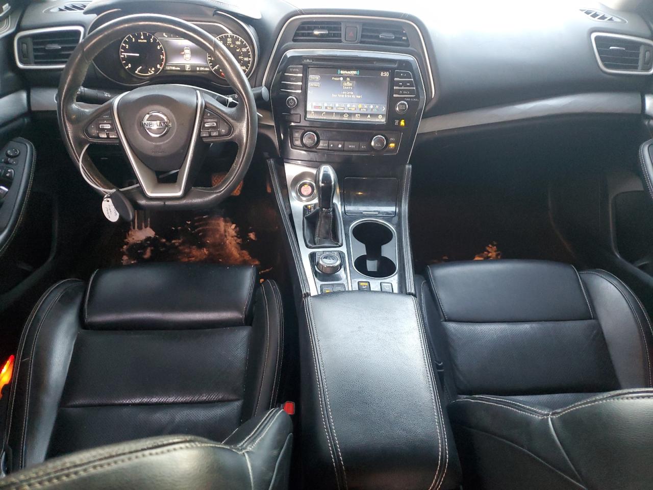 2017 Nissan Maxima - Image 8