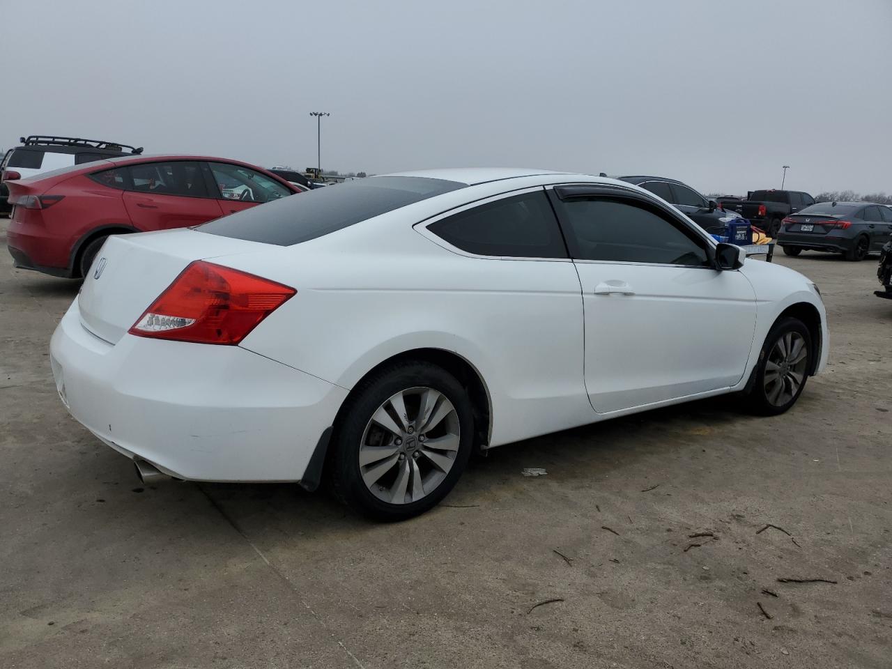 2012 Honda Accord - Image 3