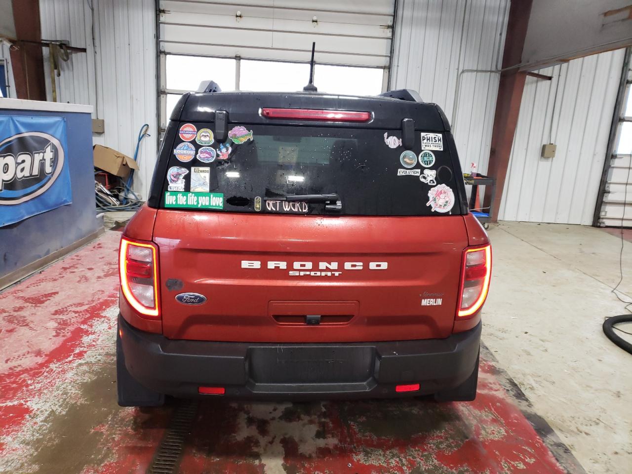 2022 Ford Bronco - Image 6