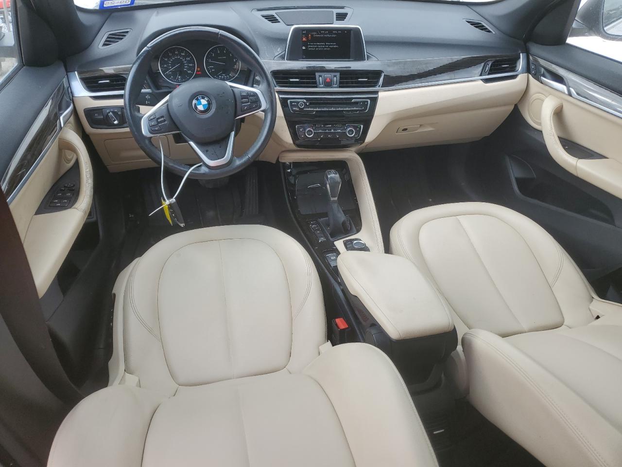 2016 BMW X1 - Image 8