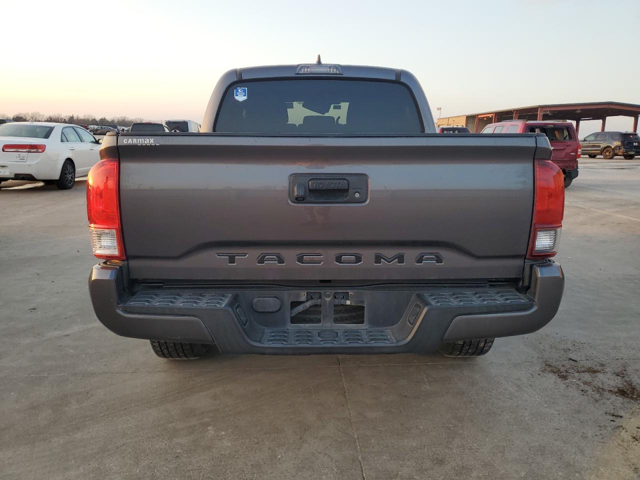 2018 Toyota Tacoma - Image 6