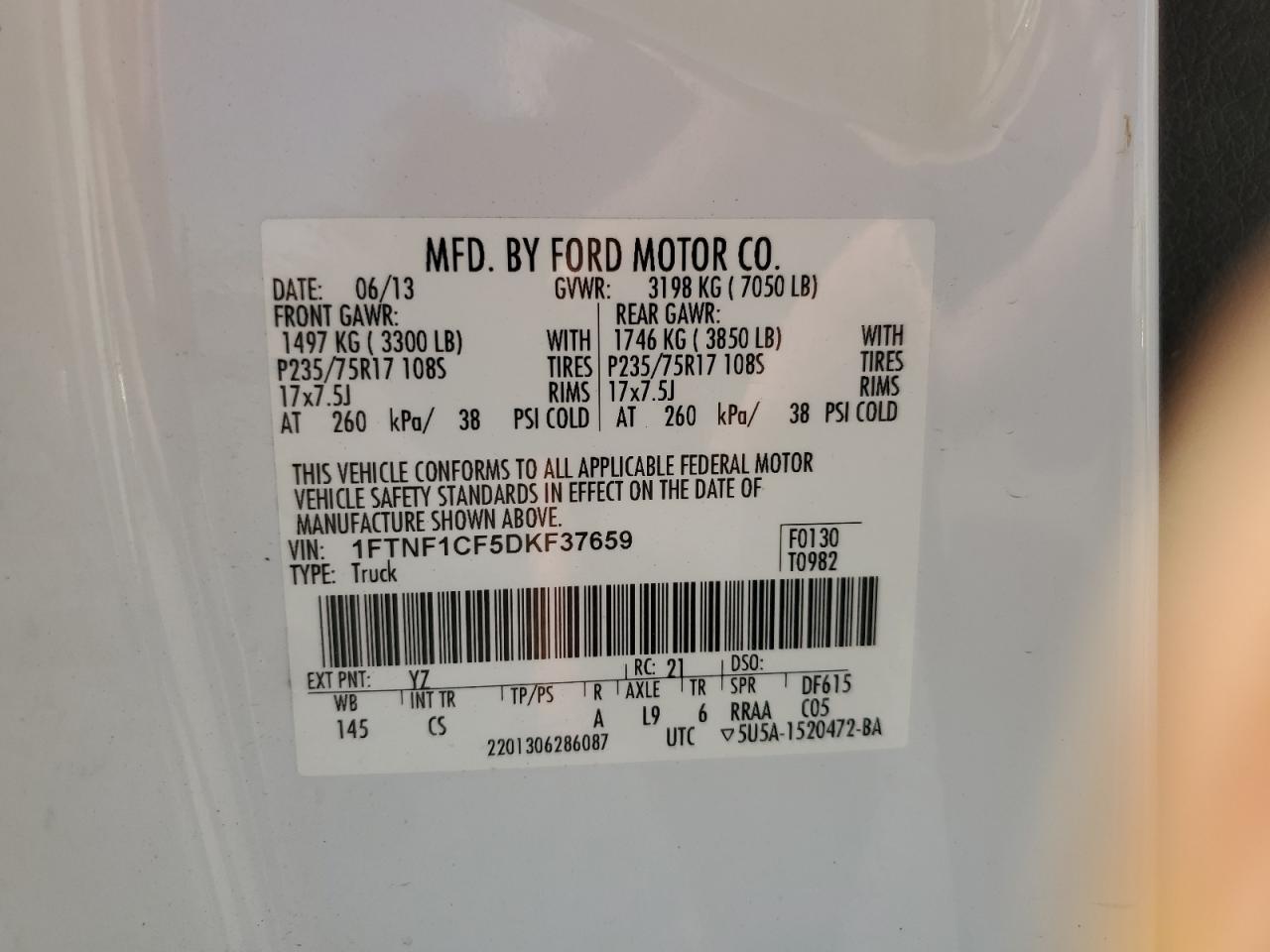 2013 Ford F-150 - Image 12