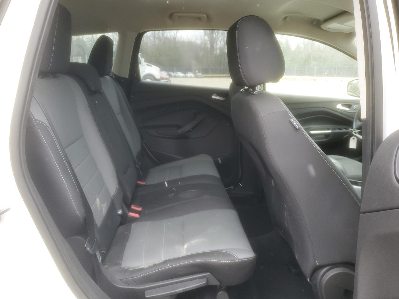 1FMCU0G77GUB32935 FORD ESCAPE 2016