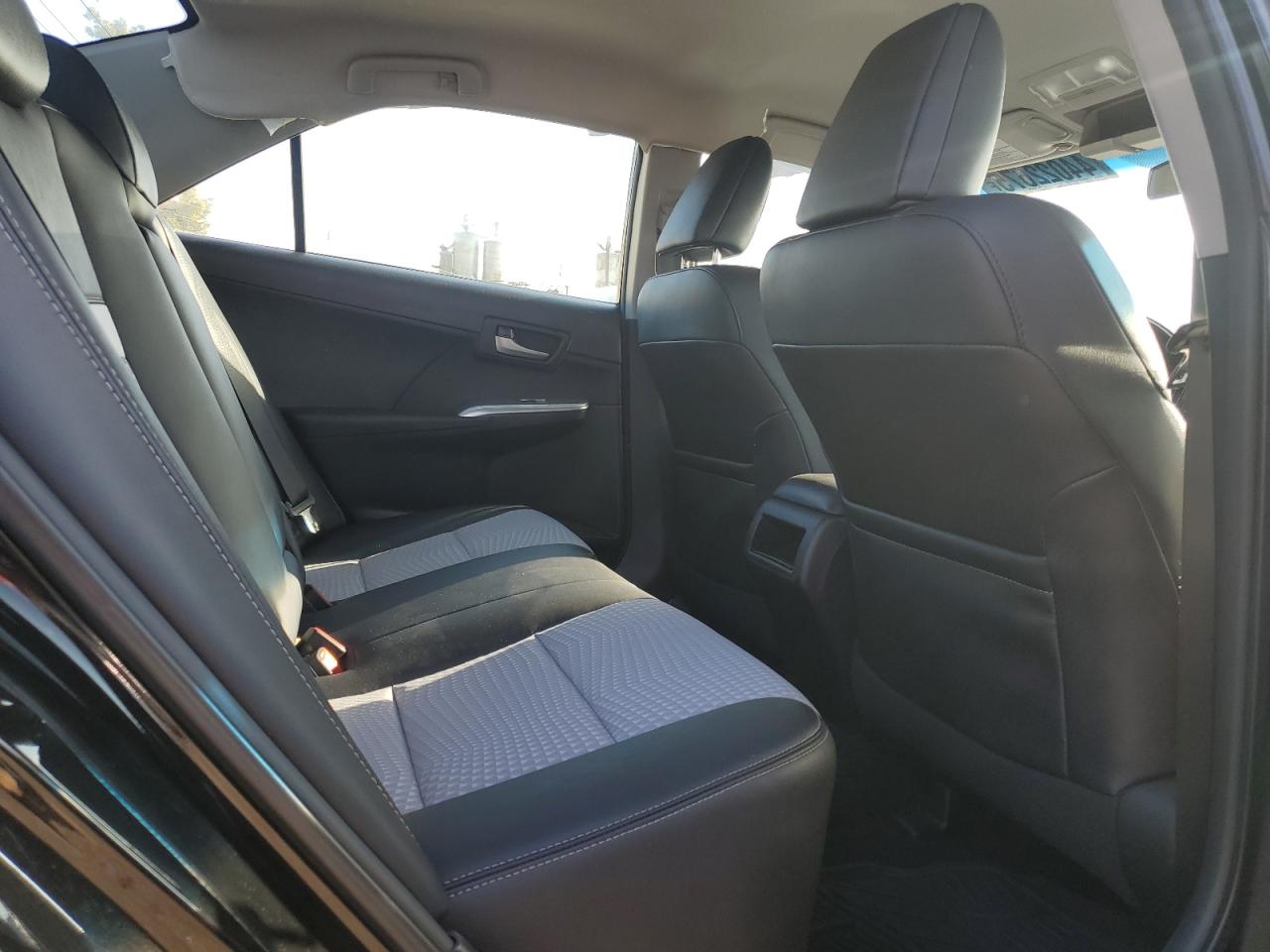 2013 Toyota Camry - Image 10
