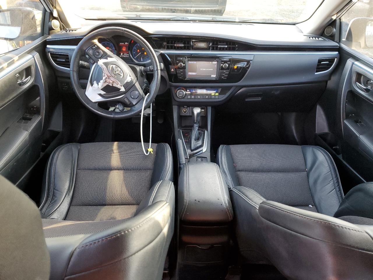 2015 Toyota Corolla - Image 8