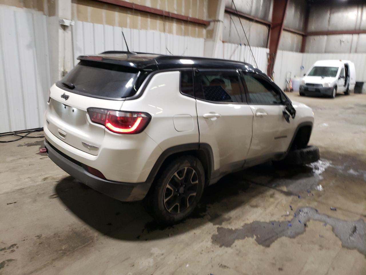 2020 Jeep Compass - Image 3