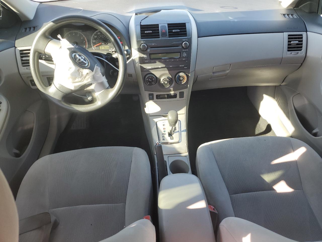 2011 Toyota Corolla - Image 8