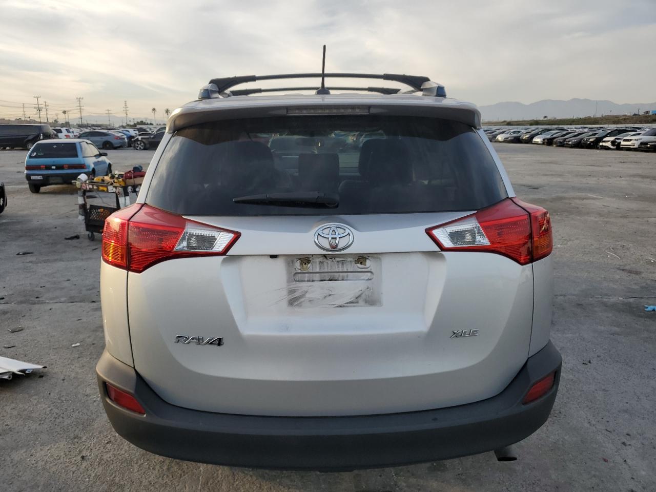 2015 Toyota RAV 4 - Image 6