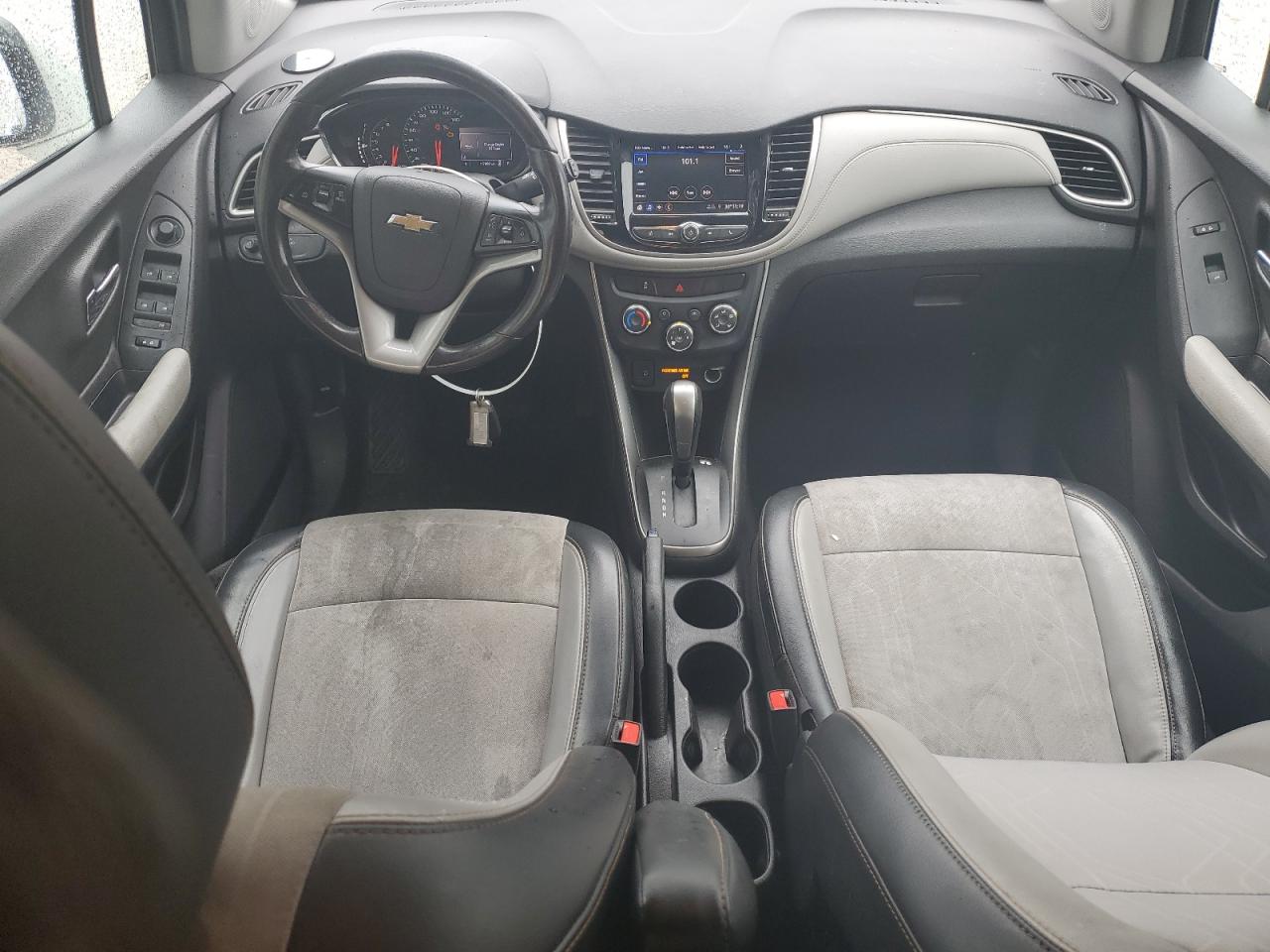 2020 Chevrolet Trax - Image 8