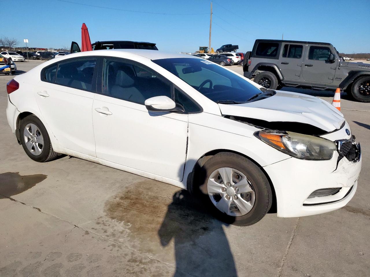 2016 Kia Forte - Image 4