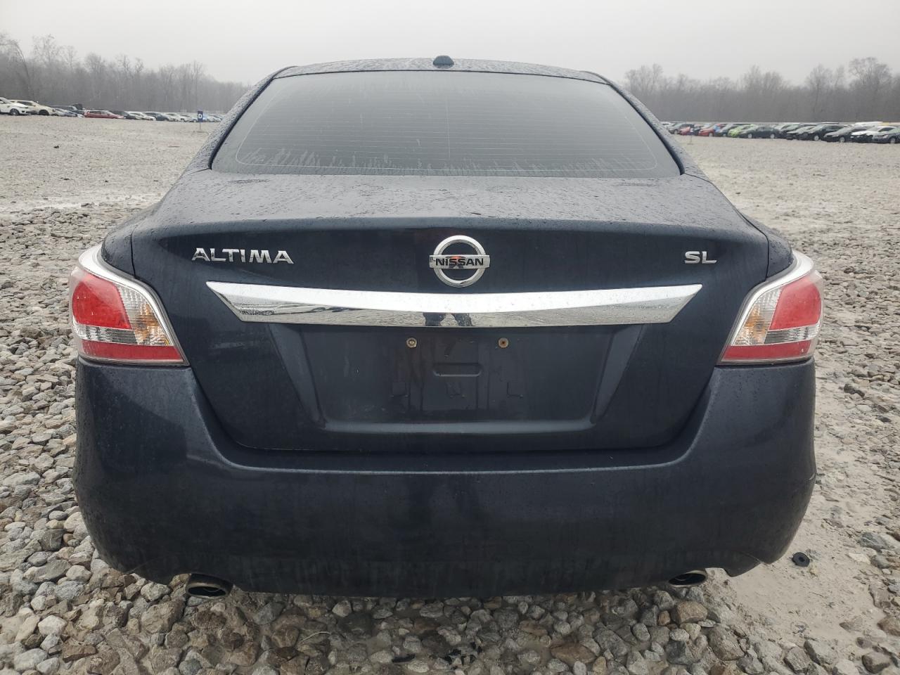 2015 Nissan Altima - Image 6