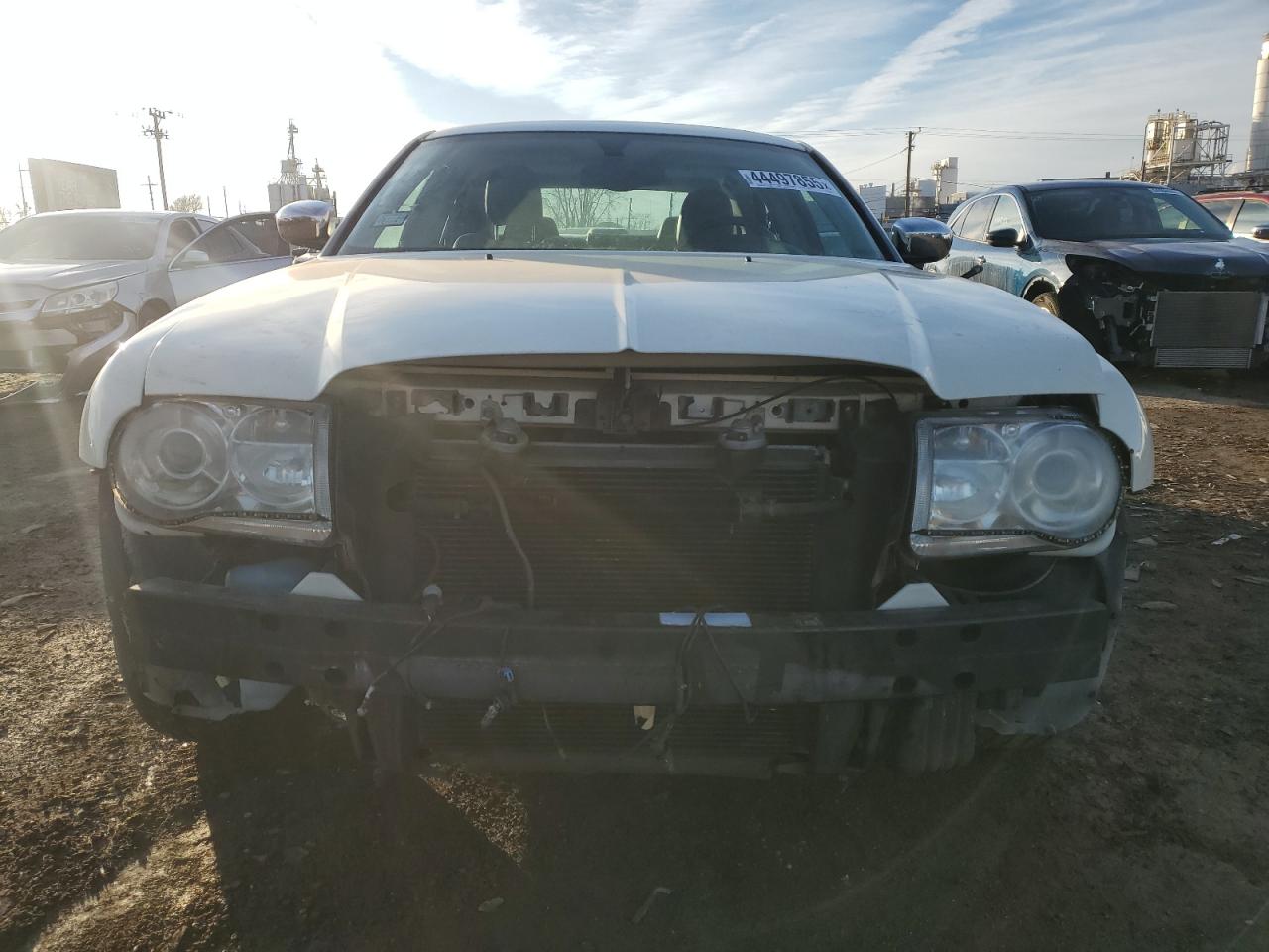 2005 Chrysler 300 - Image 5