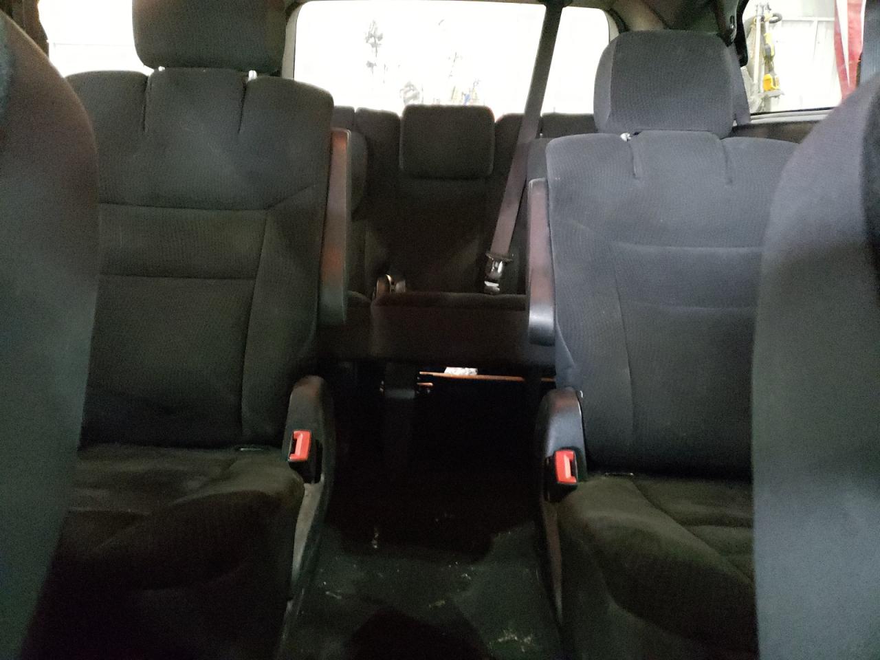 2018 Dodge Caravan - Image 10